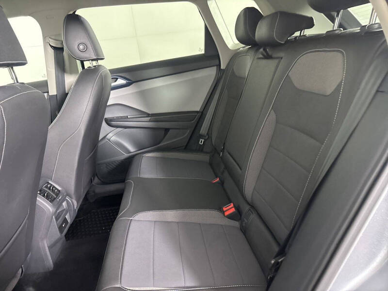 2024 Volkswagen Taos SE 4Motion