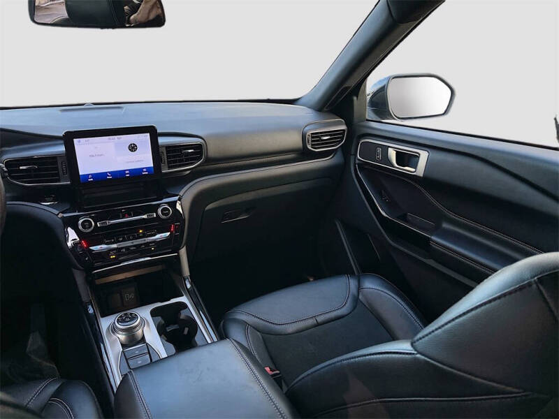 2022 Ford Explorer ST