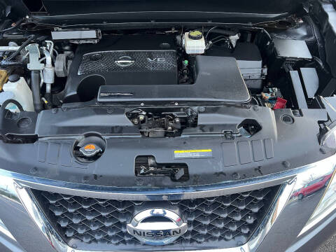 2015 Nissan Pathfinder SV