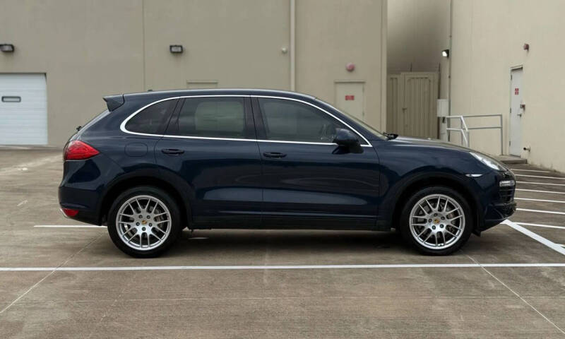 2011 Porsche Cayenne S