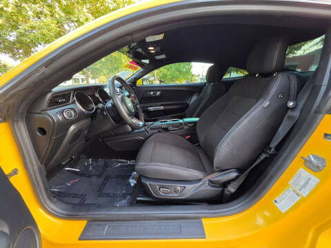 2015 Ford Mustang V6