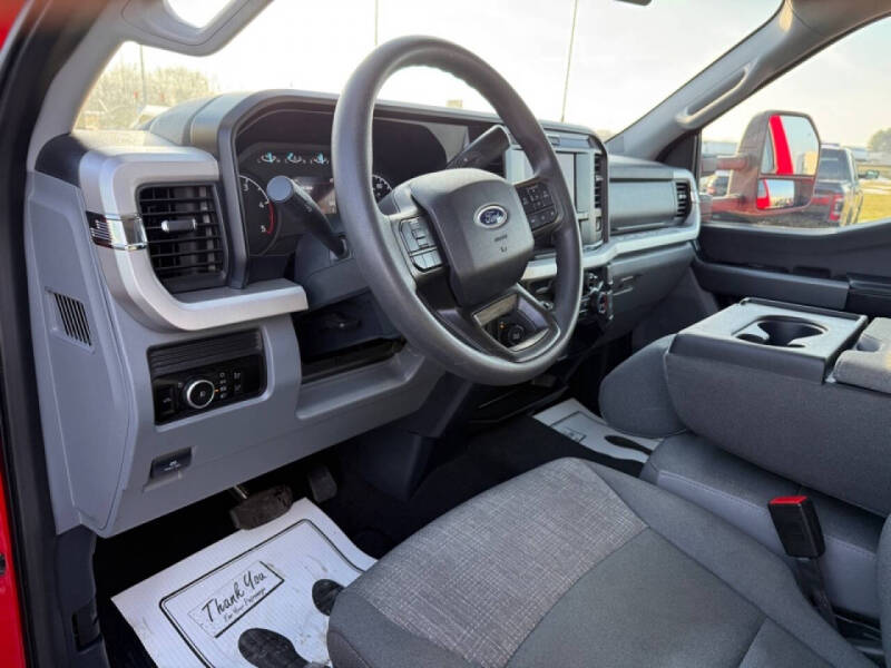 2025 Ford F-350 Super Duty XLT