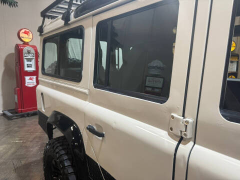 1990 Land Rover Defender