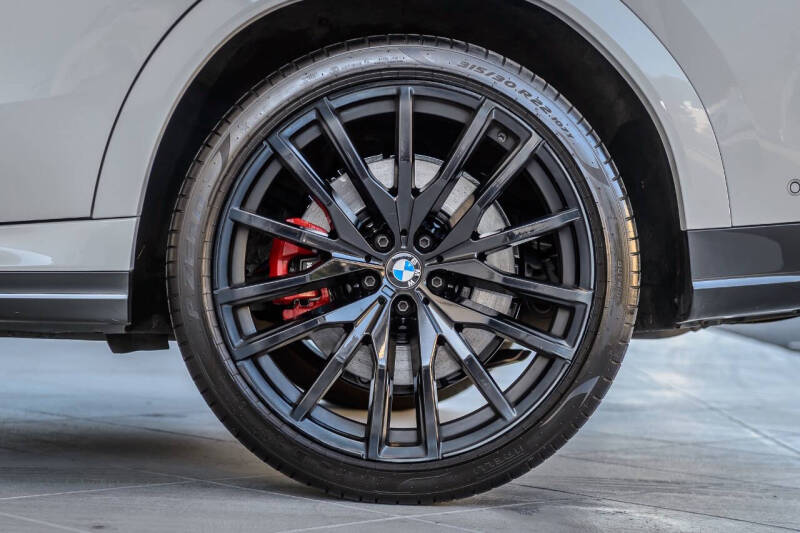 2021 BMW X6 xDrive40i