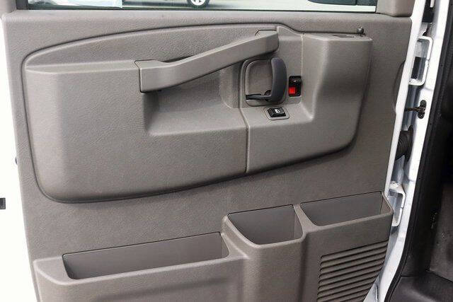2024 GMC Savana 2500