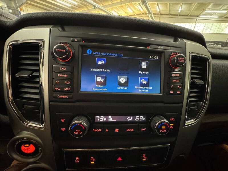 2017 Nissan Titan XD SL