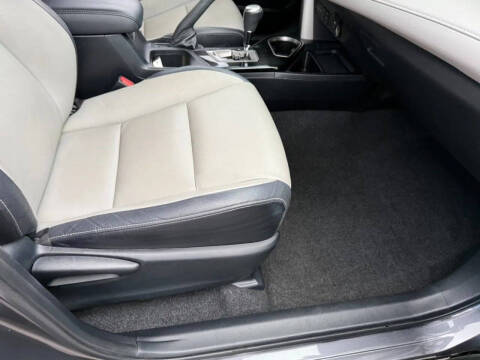 2016 Toyota RAV4 Hybrid Limited