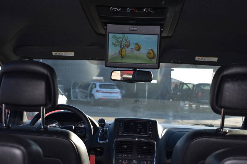 2014 Dodge Grand Caravan SXT 30th Anniversary