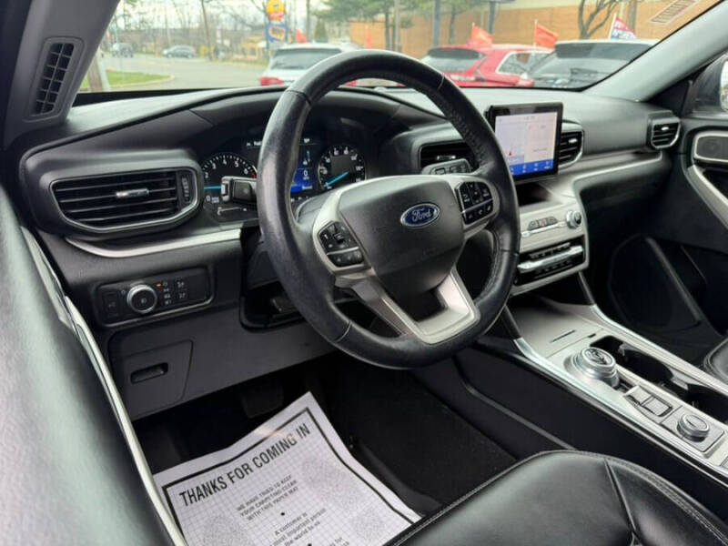2021 Ford Explorer XLT