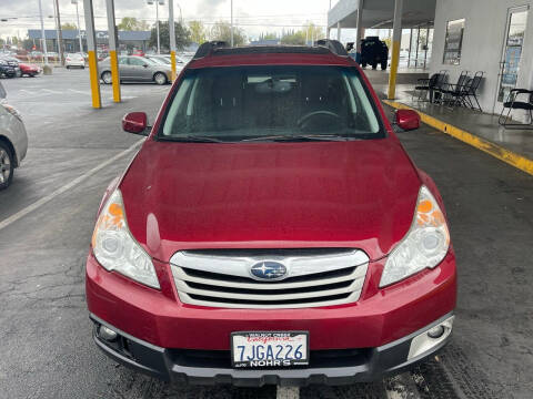 2012 Subaru Outback for sale at Auto Outlet Sac LLC in Sacramento CA