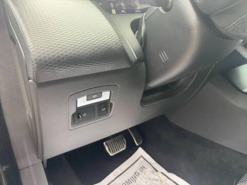 2018 Land Rover Range Rover Velar D180 R-Dynamic SE