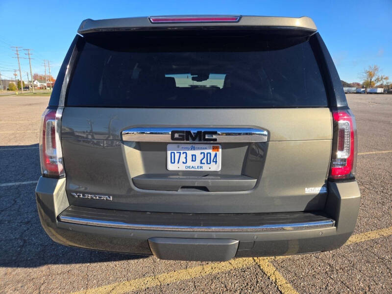 2017 GMC Yukon Denali