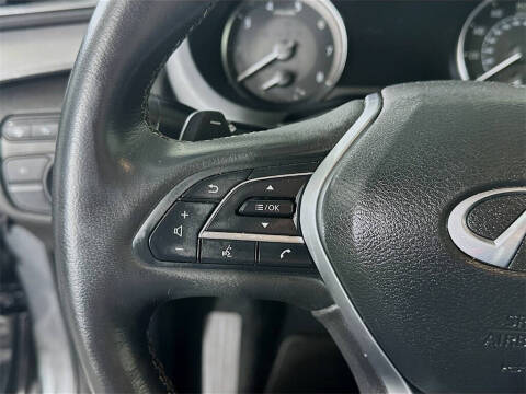 2022 Infiniti QX50 Essential