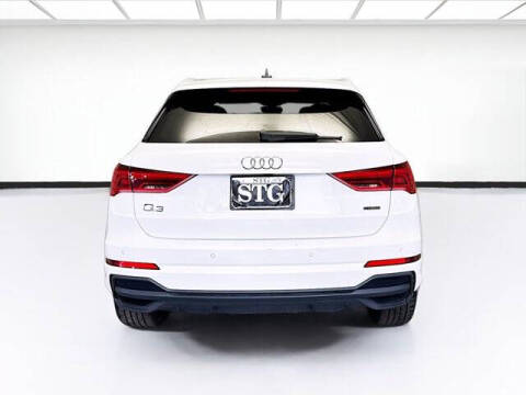 2023 Audi Q3 quattro S line Premium 45 TFSI