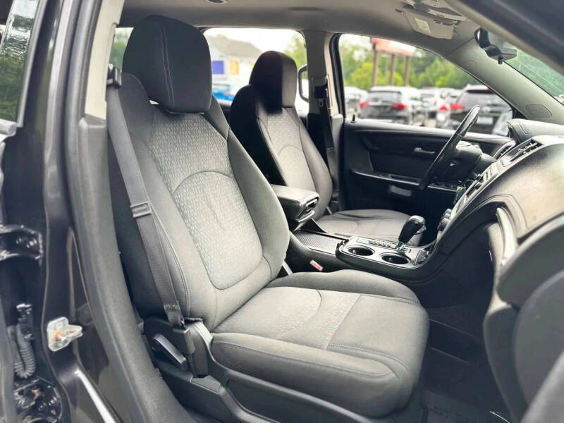 2016 GMC Acadia SLE-1