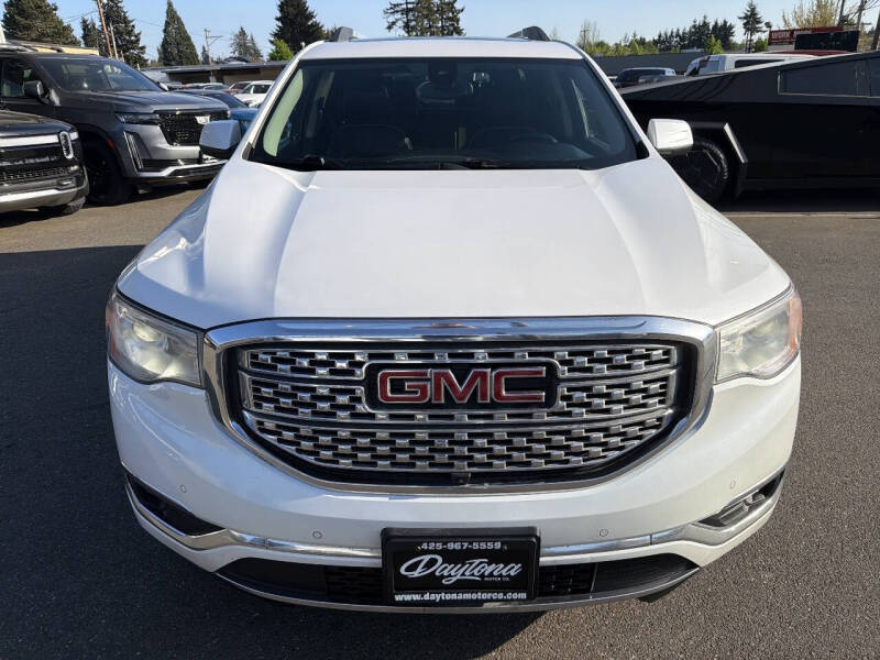 2017 GMC Acadia Denali