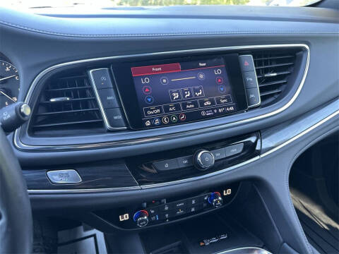 2022 Buick Enclave Premium