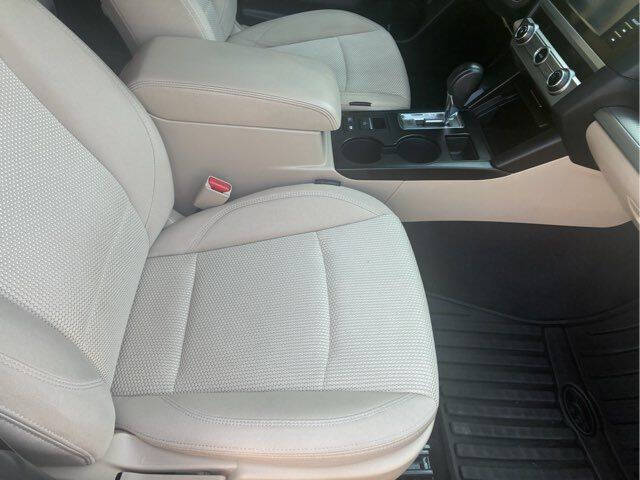 2018 Subaru Outback 2.5i