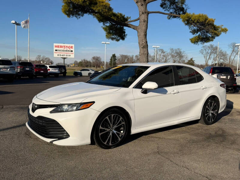 2018 Toyota Camry LE's photo