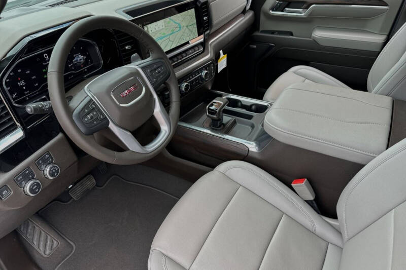 2024 GMC Sierra 1500