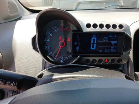 2013 Chevrolet Sonic LT Manual