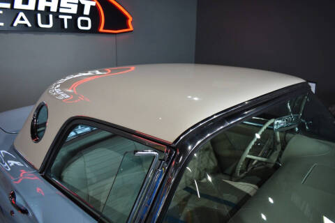 1957 Ford Thunderbird