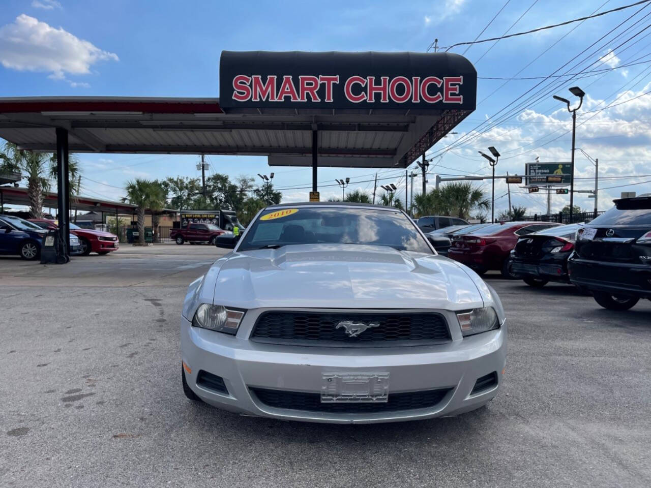 2010 Ford Mustang for sale at SMART CHOICE AUTO in Pasadena, TX