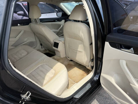 2015 Volkswagen Passat 2.0L TDI SEL Premium