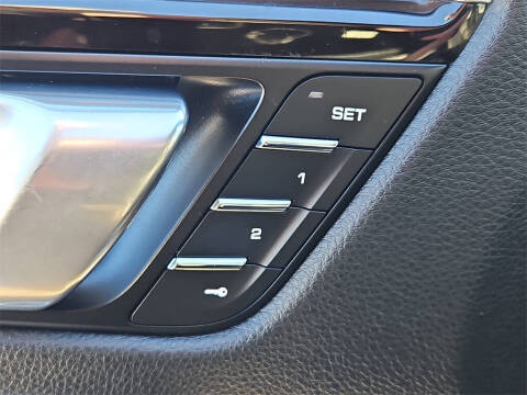 2020 Porsche Macan S