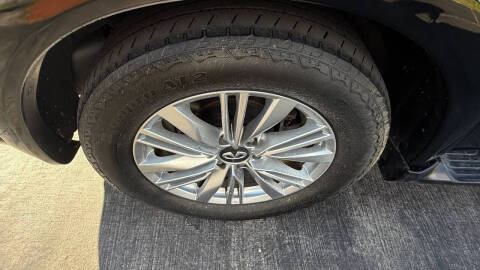 2019 Infiniti QX80 Luxe