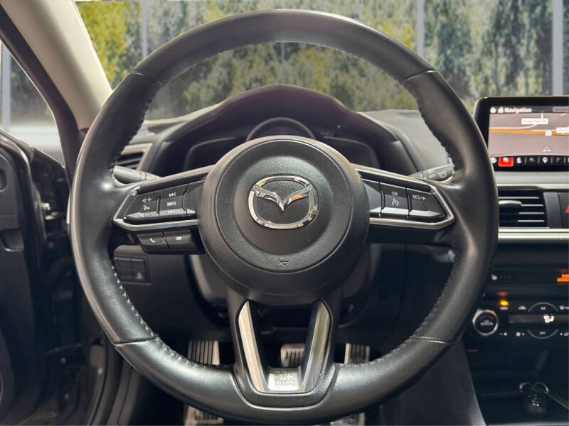 2018 Mazda MAZDA3 Touring