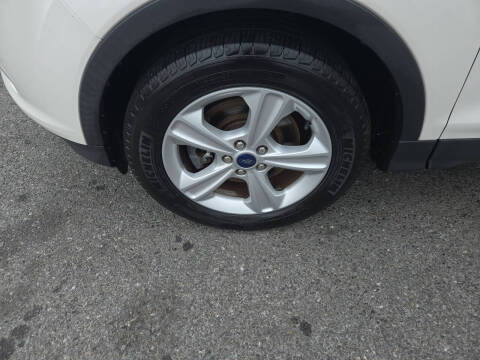 2015 Ford Escape SE