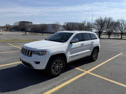2018 Jeep Grand Cherokee for sale at Five Plus Autohaus, LLC in Emigsville PA