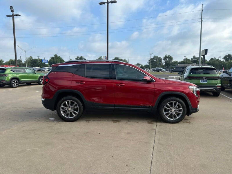 2022 GMC Terrain SLT