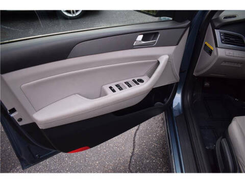 2016 Hyundai Sonata Hybrid SE