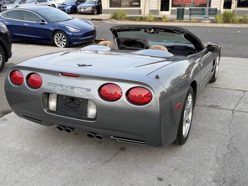 2004 Chevrolet Corvette