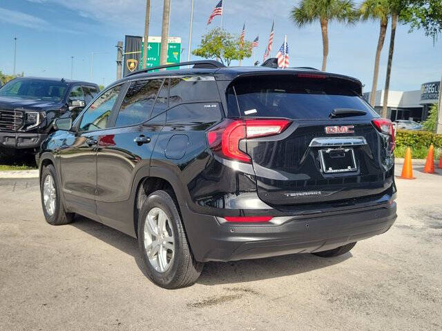 2023 GMC Terrain SLE