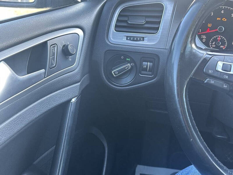 2015 Volkswagen Golf