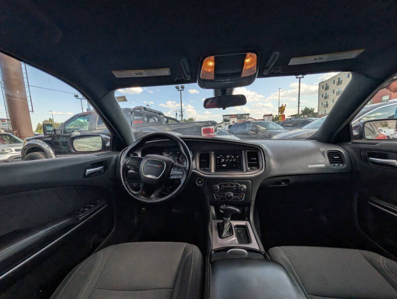 2019 Dodge Charger SXT