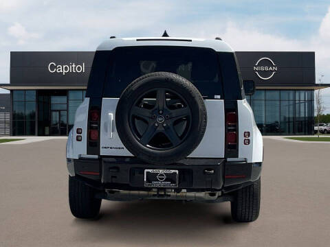 2024 Land Rover Defender 90 P400 X-Dynamic SE