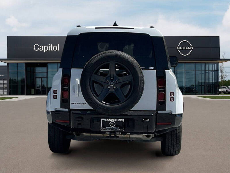 2024 Land Rover Defender 90 P400 X-Dynamic SE