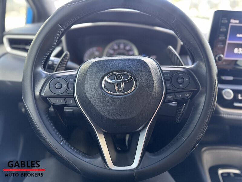 2020 Toyota Corolla Hatchback SE