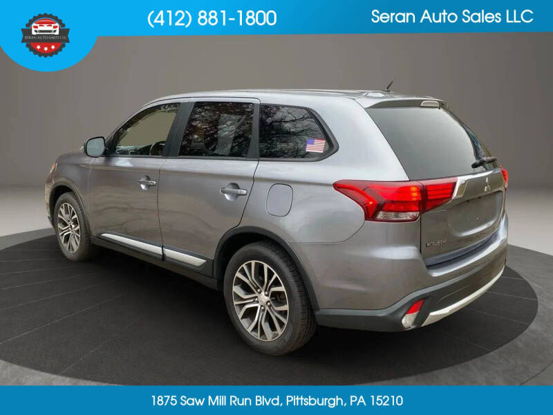2016 Mitsubishi Outlander SE