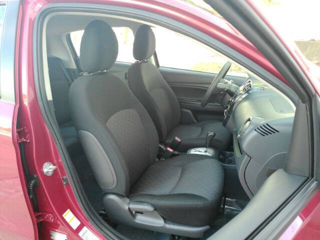 2024 Mitsubishi Mirage ES