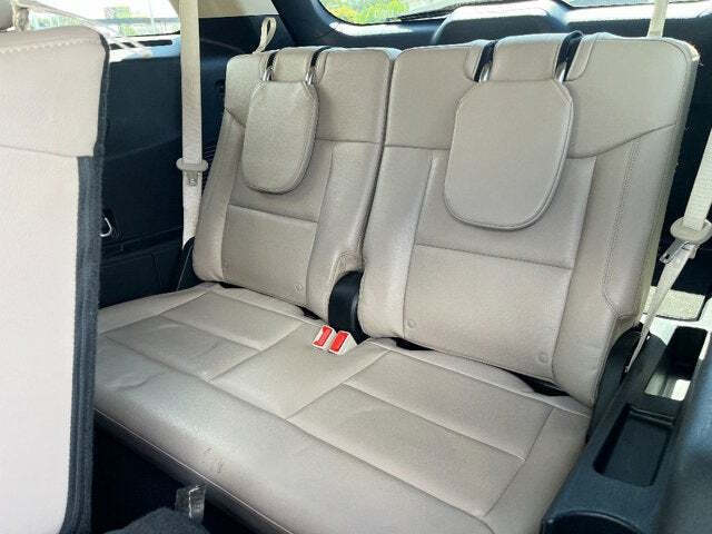 2023 Ford Explorer 35