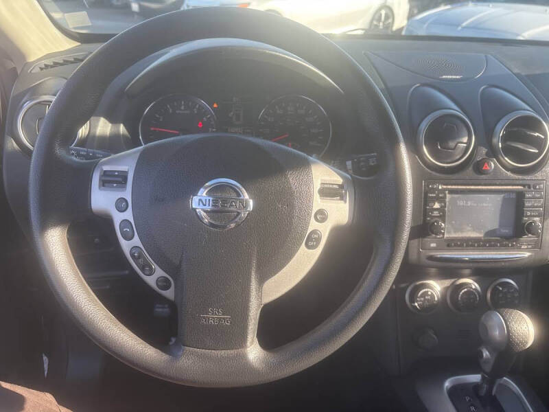 2013 Nissan Rogue SV