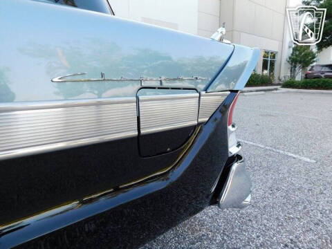 1957 Packard Clipper