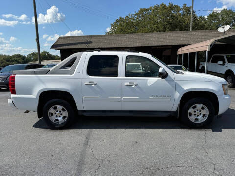 2011 Chevrolet Avalanche LT