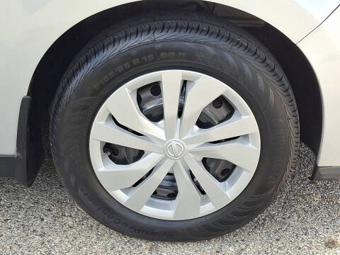 2012 Nissan Versa 1.8 S