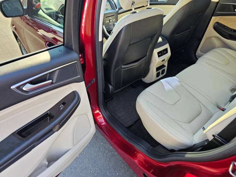 2016 Ford Edge Titanium